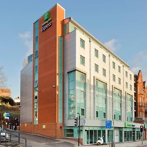 Holiday Inn Express London-Swiss Cottage
